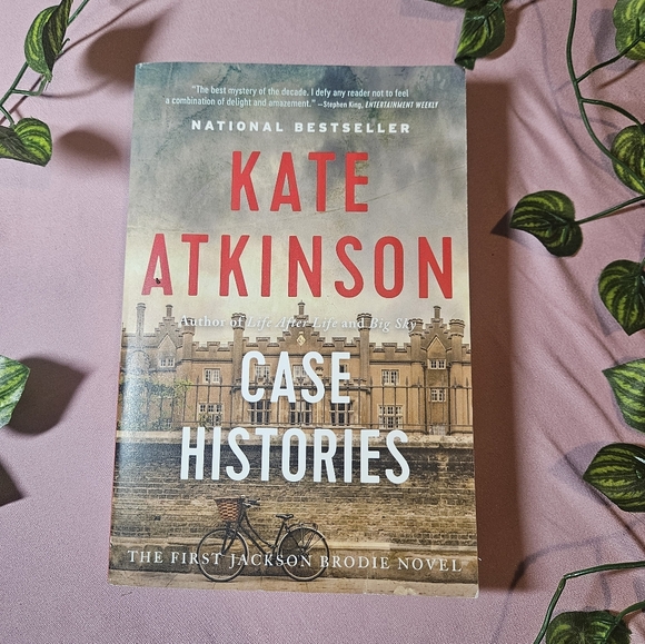 Other - Kate Atkinson 'Case Histories' Book